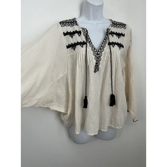 World Market Size Small/ Medium Cream Embroidered Short Sleeve Sheer Blouse - Picture 2 of 6